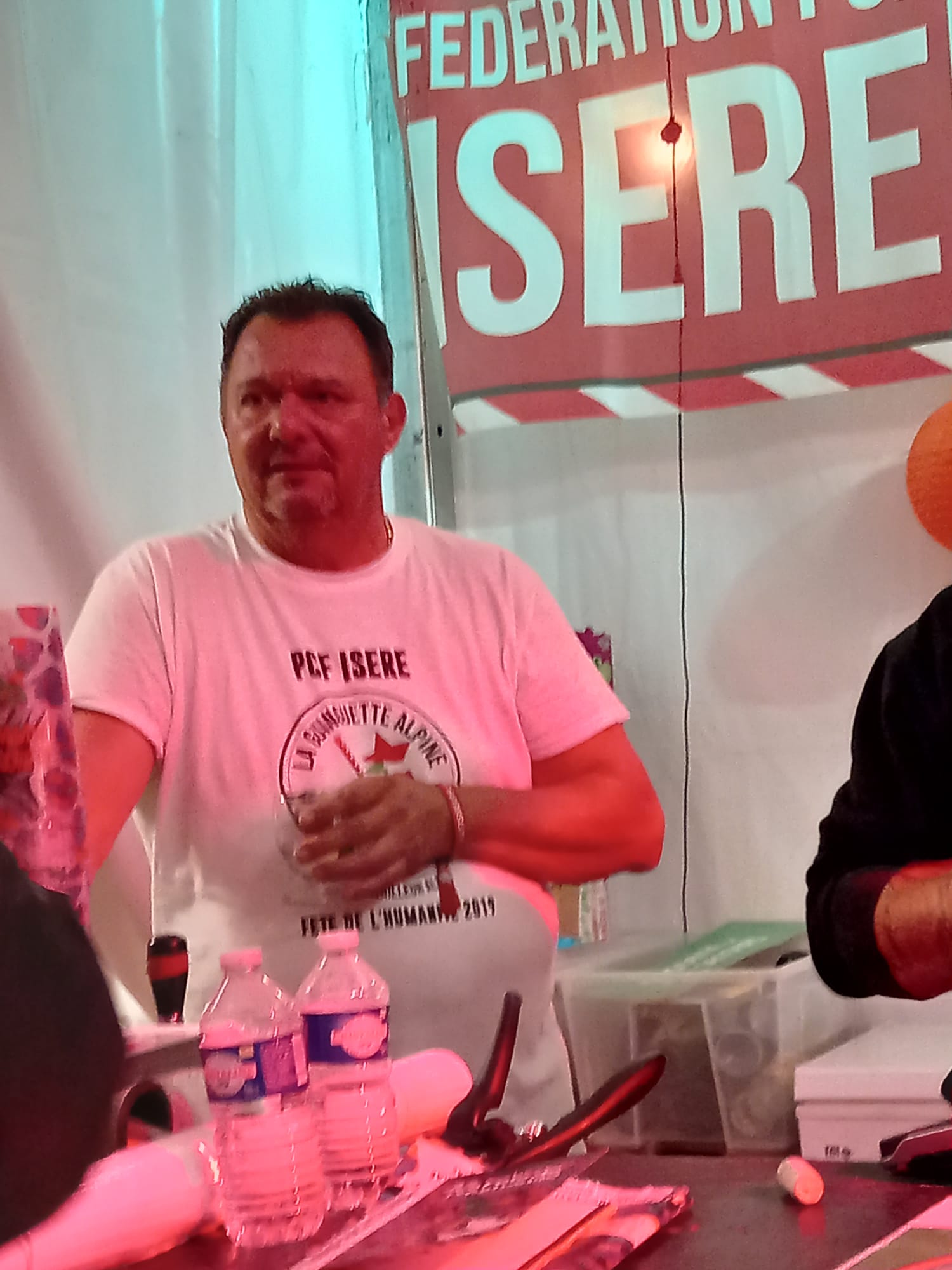 Le bar de la guinguette